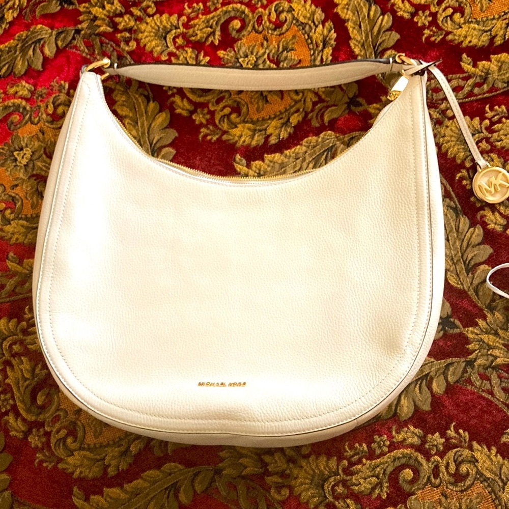 Michael Kors Lydia hobo in cream. Never worn.